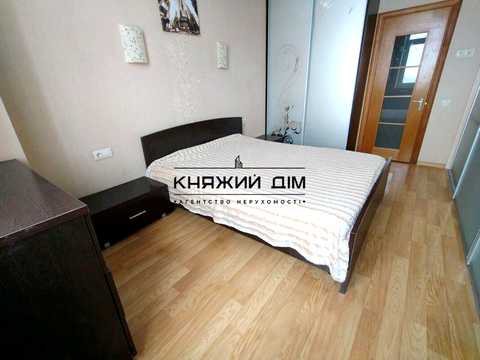 квартира за адресою Київ, Микільсько-Слобідська вул., 1-А