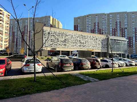 паркомісце за адресою Олександра Олеся вул., 2