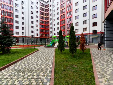 квартира по адресу Гната Хоткевича ул., (Будинок 1)