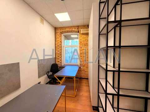 коммерческая по адресу Шота Руставели ул., 40/10