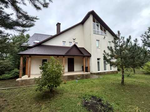 будинок за адресою Музи