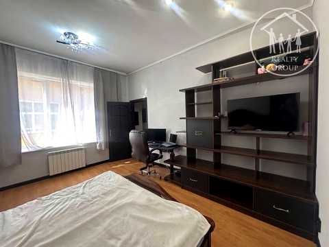 квартира за адресою Івана Франка вул., 71