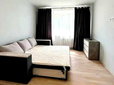 квартира за адресою Бакинська вул., 37-Б