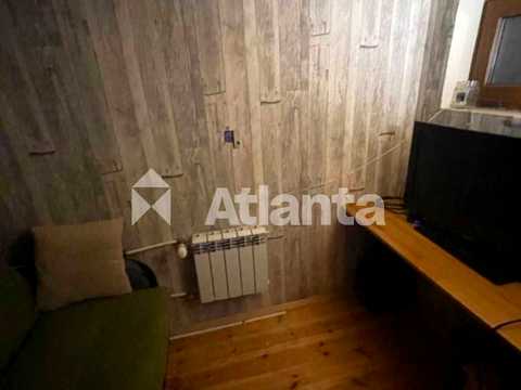 квартира за адресою Зоринська вул., 4