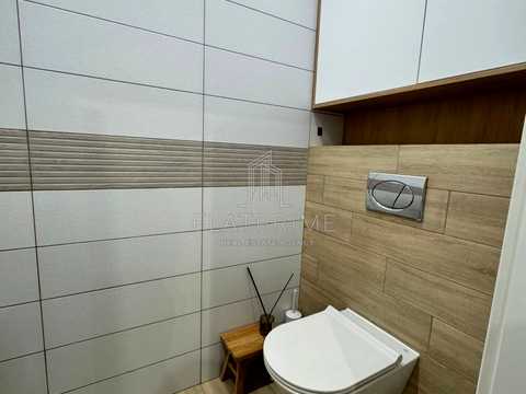 квартира за адресою Зарічна вул., 4 к2