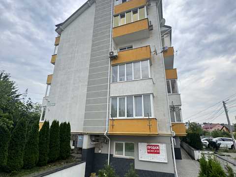 комерційна за адресою Пилипа Орлика вул., 1