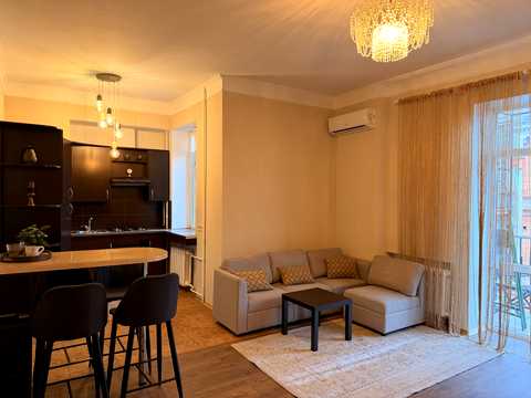 квартира за адресою Антоновича вул. (Горького), 25
