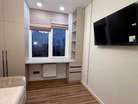 квартира за адресою Краснова вул., 1-В