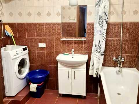 квартира за адресою Гната Хоткевича вул. (Червоногвардійська), 8