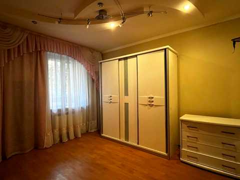 квартира за адресою Лісового вул., 25