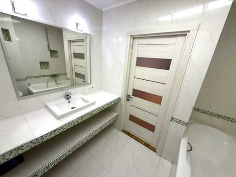 квартира за адресою Соборності вул. (Жовтнева), 50
