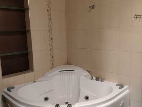 квартира за адресою Отакара Яроша вул., 24