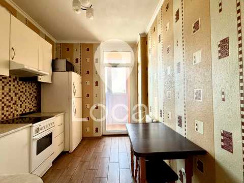 квартира за адресою Богатирська вул., 6-А