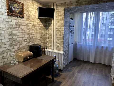 квартира за адресою Івана Миколайчука вул., 1-А