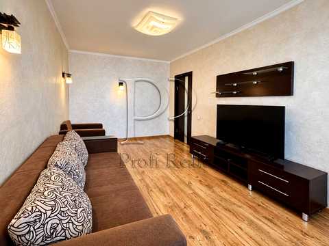 квартира за адресою Драгоманова вул., 1-Б