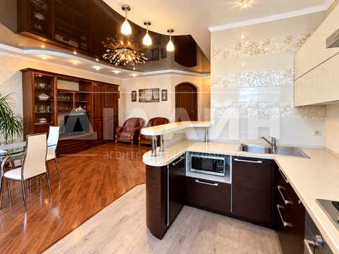 квартира за адресою Рельєфна вул., 8