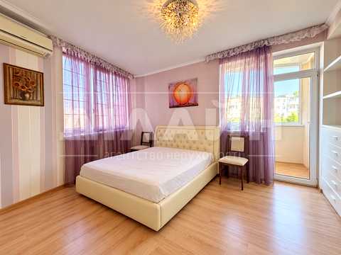 квартира по адресу Рельефная ул., 8