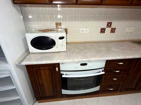 квартира за адресою Озерна вул., 10/1б