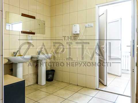 комерційна за адресою Велика Васильківська вул. (Червоноармійська), 67/7