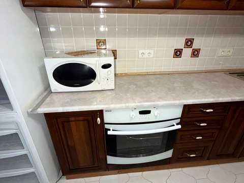 квартира за адресою Озерна вул., 10/1в