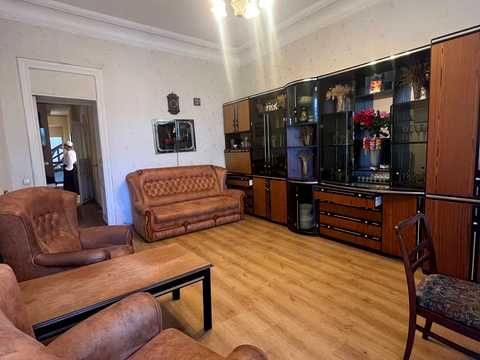 квартира по адресу Высокий пер., 4