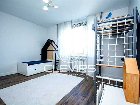 квартира за адресою Олени Пчілки вул., 8