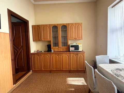 квартира за адресою Староєврейська вул., 18