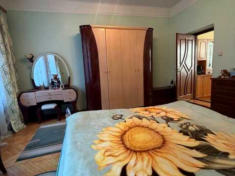 квартира за адресою Староєврейська вул., 18