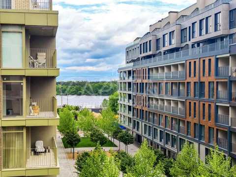 паркомісце за адресою Київ, Набережно-Рибальська дорога вул., 7