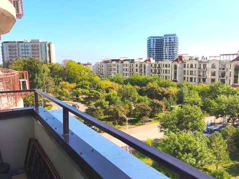 квартира за адресою Французький бульв., 60а
