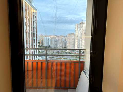квартира за адресою Дніпровська набережна вул., 18-Б