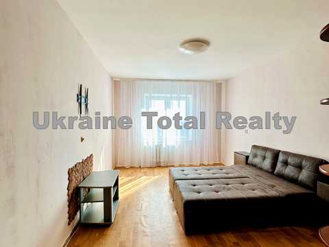 квартира за адресою Милославська вул., 32/51а
