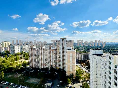 квартира за адресою Милославська вул., 32/51а