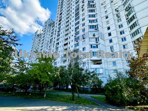 квартира за адресою Милославська вул., 32/51а