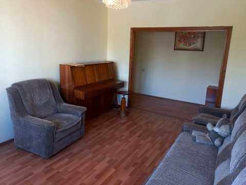 квартира по адресу Степана Бандери ул., 8