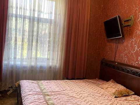 квартира за адресою Руставелі вул., 2