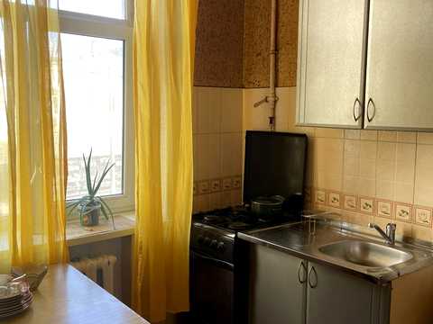 квартира за адресою Руставелі вул., 2