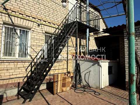 дом по адресу Архитекторская ул.