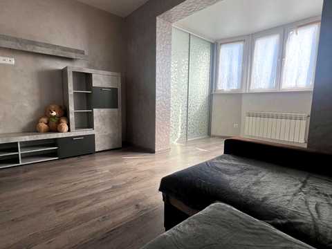 квартира по адресу Варненская ул., 12а
