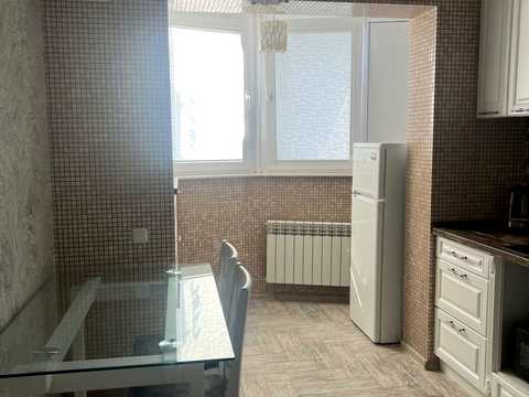 квартира по адресу Варненская ул., 12а
