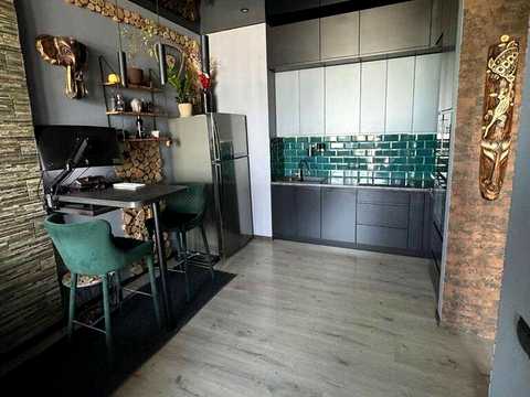 квартира за адресою Салютна вул., 2к3