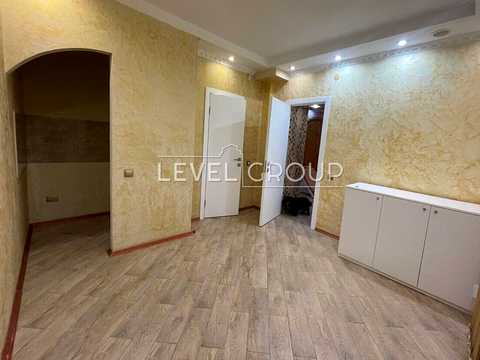 коммерческая по адресу Шовкуненка ул., 4