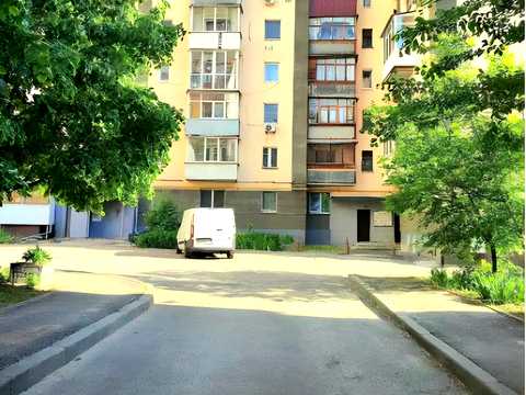 квартира за адресою Професора Отамановського вул. (Коломенська), 25