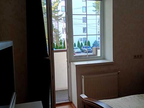 квартира за адресою с. Зазим'я, Придорожна вул., 2