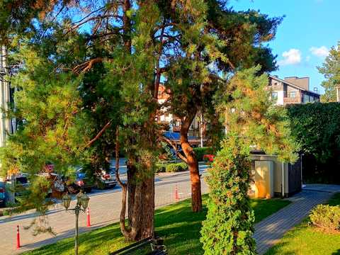 квартира за адресою с. Зазим'я, Придорожна вул., 2