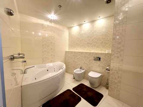 квартира за адресою Королеви Єлизавети ІІ вул. (Глинки), 2