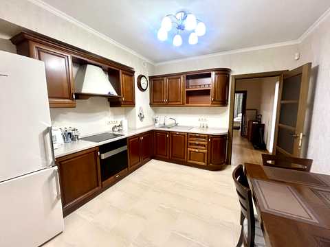квартира за адресою Петра Григоренка просп., 18-А