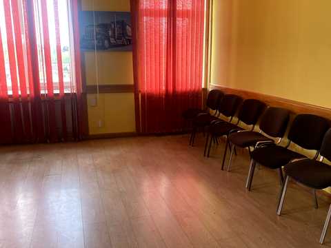 комерційна за адресою Сергія Зулінського вул. (Тарногродського), 44