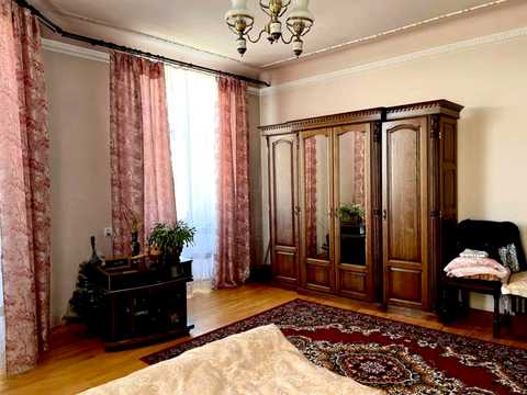 квартира за адресою Юрія Федьковича вул., 38