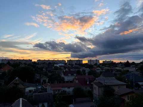 квартира за адресою Богдана Хмельницького вул., (Будинок)